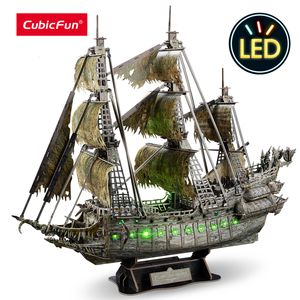 Puzzles 3D CubicFun Puzzles 3D Vert LED Hollandais Volant Bateau Pirate Modèle 360 Pièces Kits Éclairage Bâtiment Fantôme Voilier Cadeaux pour Adulte 230516