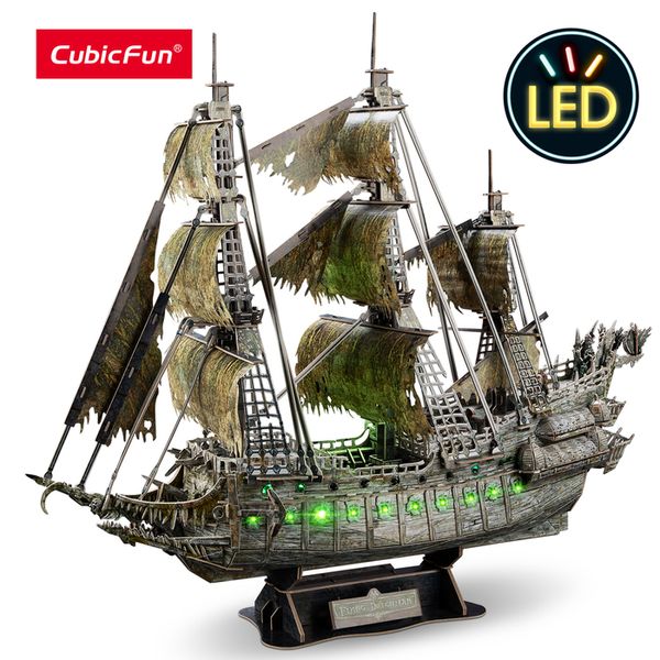 Puzzles 3D CubicFun Vert LED Flying Dutchman Bateau Pirate Modèle 360 Pièces Kits Éclairage Bâtiment Fantôme Voilier Cadeaux pour Adulte 230616