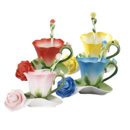 3D Rose Shape Flower Emaille Ceramic Coffee Thee Cup en Saucer Lepel Hoogwaardige Porselein Creative Valentine Gift Design 210907