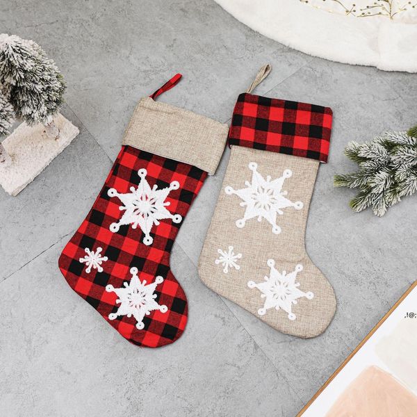 Bas de Noël à carreaux de flocon de neige 3D Arbre de Noël suspendu Décoration Ornements Cheminée Vichy Chaussettes Sac cadeau de bonbons LLE11106