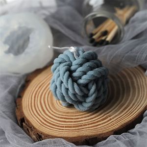 Forme de laine 3D Couchée de bougie parfumée Savon à la main Faire de cire de cire Decoration Home Decoration Moules de résine 220618
