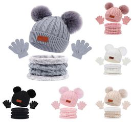 3pcs Baby Hat avec écharpe hiver tricot en coton Coton pour enfants pour enfants Boy Girl Infant Hairball Bonnet Scarf Ensemble accessoires chauds5809466