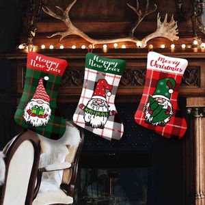 3 -stks/tas schattige rode witte streep Santa Snowman Dwarf Elk Christmas Gift Claus Socks Kids Gifts Baghouder open haard Xmas Tree Decoration Vtmtl0952