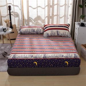 Feuille de lit 3PCS avec taie d'oreiller fleur bleu de lin d'imprimé matelas Queen-matelas Couvre ensembles équipés élastiques pour la taille du roi 220217