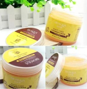 3PCS Bioaqua 24k Gold Shea Buttermasse Crème Péléling Masque Baby Foot Skin lisse Cream Crème Exfoliant Foot Mask6778711