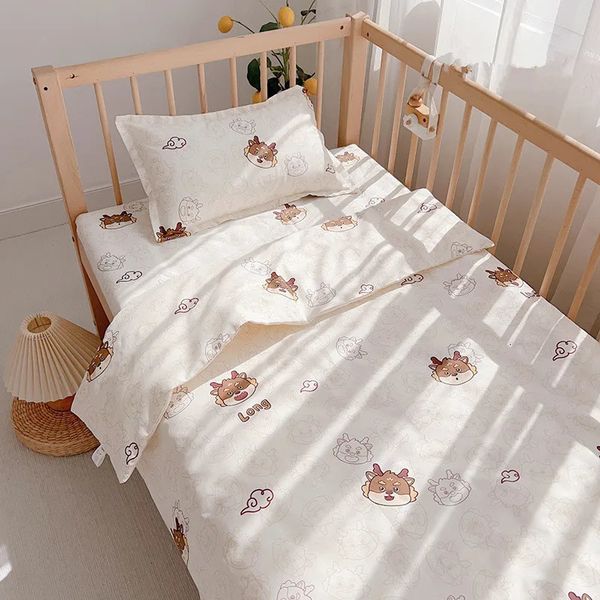 3pcs set baby cuna beddigns para bebés nacidos para niños pequeños impresión de algodón de algodón de tapa de la cubierta de la cubierta de la almohada plana lino de la cama 240417