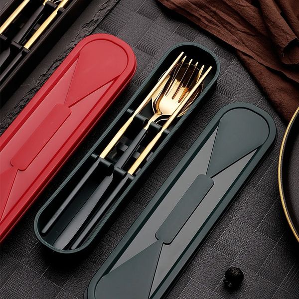 3pcs/set Cutlery Spoon Storks Chopsticks Conjuntos de vajilla Sina de la vajilla con caja 304 Accesorios de cocina portátiles de acero inoxidable