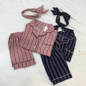 3 pièces/ensemble femmes décontracté chemise de nuit vêtements de nuit à rayures verticales pyjama à manches courtes + short + bande de cheveux maison porter dames sous-vêtements Q0706