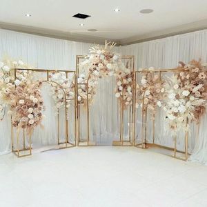 3 stuks glanzende gouden bruiloft decoratie buiten gazon luxe bruiloft rekwisieten bloemen kant stof displaystandaard plint boeket houder verjaardagsfeestje ballon rek