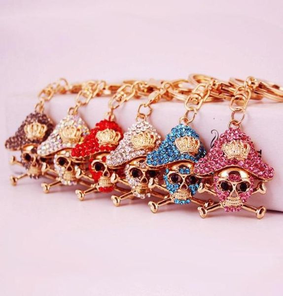 3pcs Cabeza de calavera Cabeza de metal Cobantero de metal Gold Crystal Rhinestone Rhinestone Paved Fashion CHASE CHANDER CLASPERS2150243