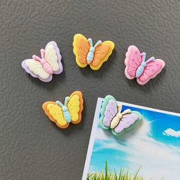 3-stcsfridge magneten 5-10-15 stks maat 2,5 cm gemengde kleur hars vlinder koelkast magneet decoratie diy foto sticker schattig home decor