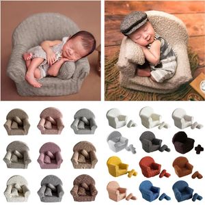 3Pcsset born Baby Pography Props Posing Mini Sofa Arm Chair Pillows Infant Po Prop Accessories 100 Days Shooting 240127