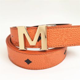 Cinturas de diseñador de 4.0 cm de ancho para hombre Cinturón de mujer Ceinture Cinturón de cuero de lujo cubierto con el logotipo de marca Cuerpo estampado Classic Lettle M Buckle Summer Shorts.