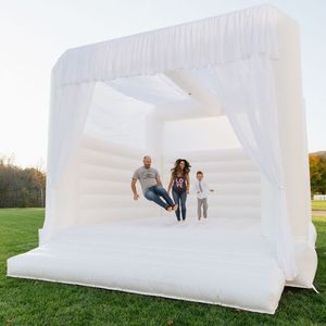 4.5x4.5m (15x15ft) en gros personnalisé 2024 nouveau conçu blanc gonflable cavalier de mariage maison de rebond château gonflable en plein air adultes et enfants jouets pour la fête