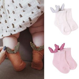 Lolita 4 couleurs bébé enfants chaussettes nouveautés filles avec aile d'ange chaussette chaussettes en coton pour enfants taille 0-2T