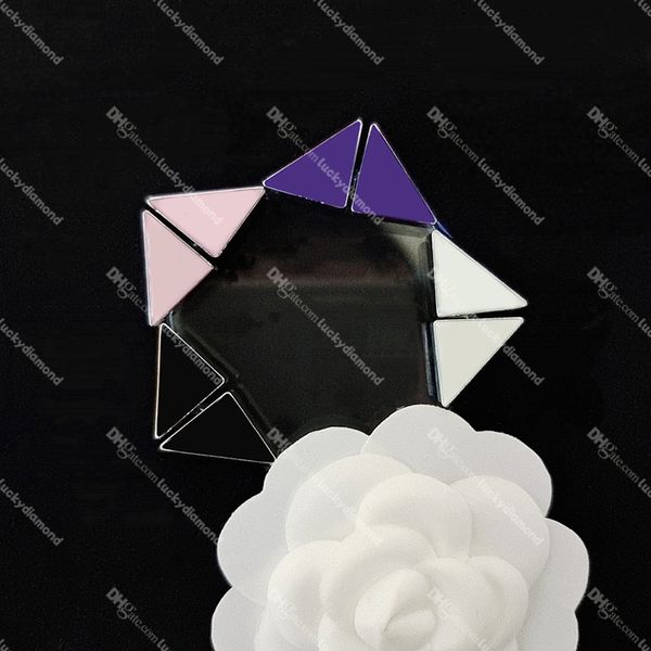 4 couleurs Triangle Badge boucles d'oreilles P lettre Stud Designer noir blanc boucles d'oreilles clous de fête