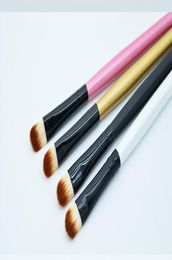 4 kleuren Houten Handvat Synthetisch Haar Detail Oogschaduw Eyeliner Borstel Professionele Make-Up Tool oogschaduw Borstel BR0257424883