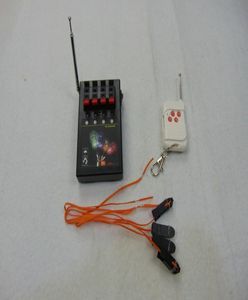 4 Cues Suministros para fiestas fuegos artificiales Sistema de disparo AM04R ZZY Caja impermeable remota festiva 433 mhz conectar interruptor inalámbrico nuevo estilo Hom9930027