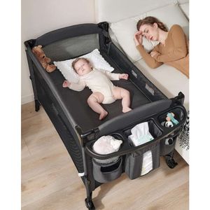 4-in-1 Baby Bassinet Bedside Sleeper met Playard, draagbare luiertafel-Perfect bedwieg voor pasgeborenen, bekeerden om te playpen