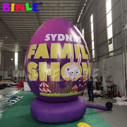 4 meter lang feest schattig kleurrijk opblaasbaar paasei met basis geschilderde gigantische eierballontuin Blow Up Holiday Decoratie