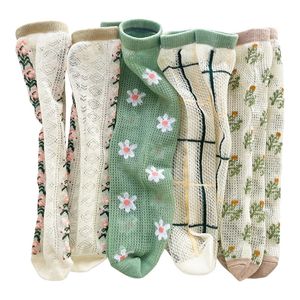 4 paren Koreaanse mode Kinderen Sokken Zomer Mesh Dunne adembare babymeisjes Sokken 1-12y Kids Cotton Sport Socks One Size 220611