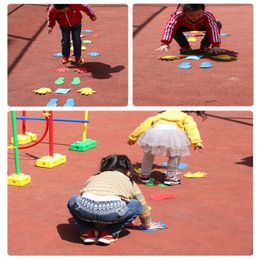 4 PCS Feet Sport Totoy Play Sensory Toys para niños Actividad de salto de gateo interior al aire libre Kindergarten Pro