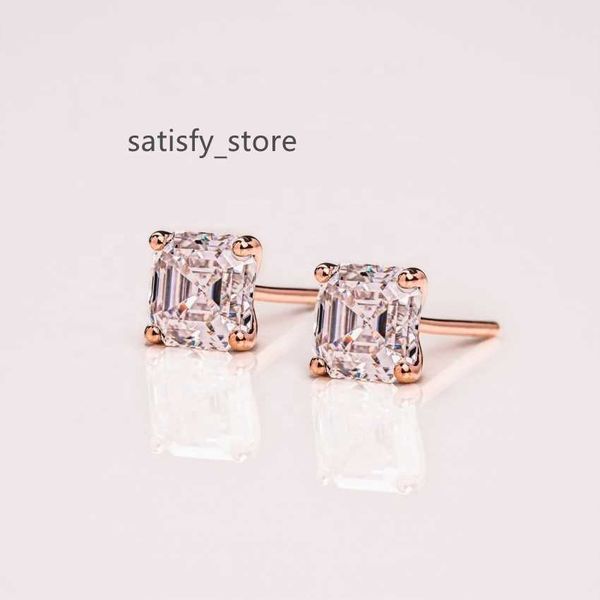 4 Prong Real 10K Rose Gold Stud Moisanite Moisanite Oreing Fer Back Unisexe 2CT Emerald Cut VVS Moisanite Mois de goujon