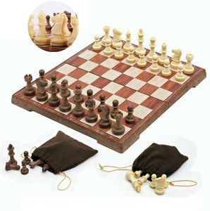 4 Size Magnetic Board Tournament Travel Portable Chess Set Nieuw schaak gevouwen bord International Magnetic Chess Set Play Gift4591124