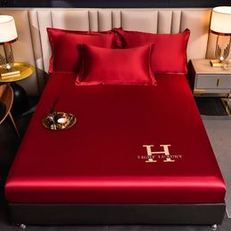 4 tamaños de lujo telas de seda de hielo lámina de cama elástica colchón de ropa de cama sólido cubierta protector reina king stone set de cama 240401