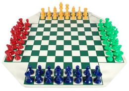 Les échecs à 4 voies se déroulent à 4 joueurs de jeu d'échecs de jeu de jeux de jeux d'échecs Medieval Échecs avec 60cmchessboard 68 pièces d'échecs 97 mm King Travel Game 231227