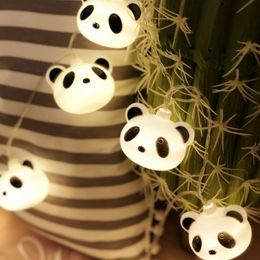 40 LED Fairy Cartoon Panda Batterij Operated String Lights 6 M Luces LED-decoratie voor Kerst Garland Nieuwjaar Guirlande Y200603