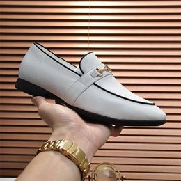 40 Modèle Top Qualité marque Chaussures habillées formelles pour hommes doux Chaussures en cuir véritable orteil classique Hommes Business Oxfords Business taille de chaussure en cuir 38-45