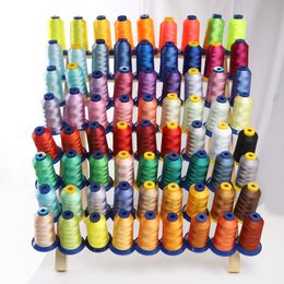 40 Gewicht Polyester borduurwerk 120D/2 4000m voor broederzanger Huishoudelijke industriële machine naaien 70 kleuren beschikbaar AA