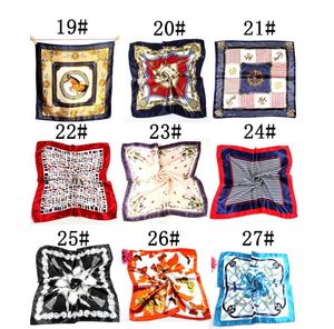 400pcs foulards été automne et hiver, imitation féminine, polyvalent, petit carré professionnel, fabricants en gros, soie de Hangzhou, écharpe