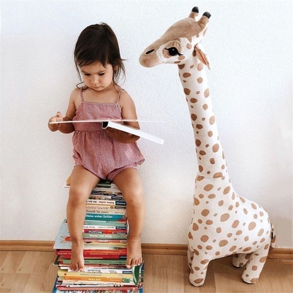 4095 cm Grande Taille Simulation Girafe En Peluche Jouets Doux Animal En Peluche Dormir Poupée Jouet Pour Garçons Filles Cadeau D'anniversaire Enfants 220707