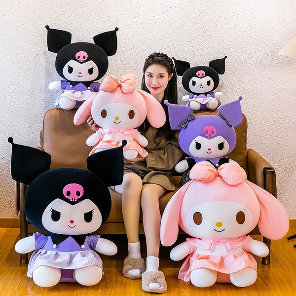 40 cm Flies Muñecas Cartoon Kuromi Relleno Plush Dolly My Melody Plush Toys Sala de almohada Decoración de niños Regalos de cumpleaños