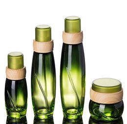40 ml 100 ml 120 ml 50 stks/partij Groene Glazen Fles Met Druk Pomp Houten Vorm Deksel Lotion Flessen voor Cosmetische Verpakking Opslag