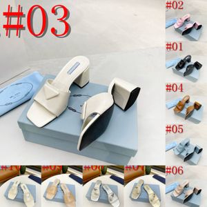 40model 2024 Designer Women Slippers Sandalen mode luxueuze driehoek platte slides slippers zomer echt lederen lederen buiten loafers badschoenen met doos maat 35-42