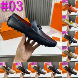 40model 2024 Men de daim de haute qualité Men de créateurs modes de mode Fashion Flat Chaussures Metal Lock Cauvre confortable Mules luxueuses chaussures Summer Walk Mocasins