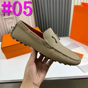 40 Modelo Zapatos casuales de lujo para hombres Mocasines de diseñador para hombres italianos Mocasines Slip On Pisos para hombres Zapatos de conducción masculinos de cuero genuino transpirable Tamaño 4-12