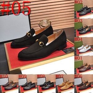 40model Oxford Luxury Men de robes Chaussures Fashion Handmade Wedding Best Man Shoe authentine cuir Business Designer Shoes Men Taille 6-12