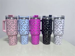 Gobelets en acier inoxydable de 40 oz en léopard avec poignée et paille réutilisable tasse de café isolée tasse de voyage extérieur tasse de bouteille d'eau grande capacité