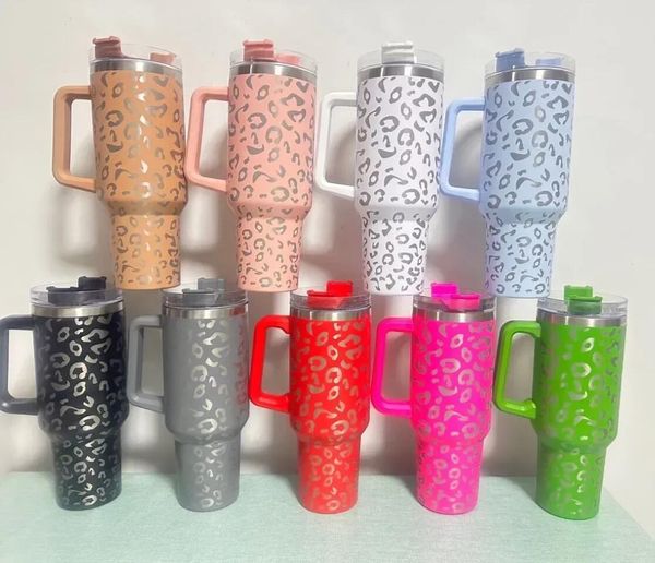 Gobelets léopard de 40 oz avec poignée et paille Tasse isolée réutilisable Gobelet de voyage en acier inoxydable Grande capacité Tasses de voiture Tasses de bouteille d'eau avec logo FY5660 1121