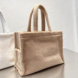 Bolso de mano de lana de cordero FW de 41cm, bolso de mano de felpa, bolso de compras de gran capacidad a la moda, bolsos de hombro de mezclilla cálidos de color sólido
