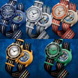 42mm designer horloge mannen oceaan luxe horloges hoge kwaliteit blauw groen geel quartz montre pacific ocean polshorloges aaa kwaliteit populaire sd049