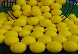 42 mm Entraînez les balles de golf Soft Pu Sponge Golf Training Balls Outdoor Indoor Put Green Target Backyard Swing Game8150235