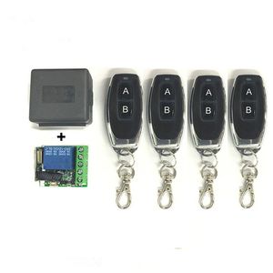 433MHz Universele Draadloze Remote Switch DC 12V 1CH Relais Ontvanger Module en 4 stuks RF-zender 433 MHz Afstandsbedieningen