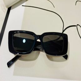 4382 Nieuwe mode dames zonnebril charmant ronde frame eenvoudige best verkochte stijl topkwaliteit UV400 Protection Eyewea 280T