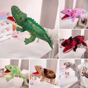 45-55 cm Anfibios realistas Marionetas de mano Dibujos animados Animales de peluche Salamandra suave Lagarto Peluches Muñeca Decoración para el hogar para niños Regalo 240321