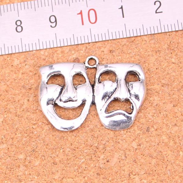 45 Uds. Dijes máscaras de tragedia de comedia colgantes chapados en plata antigua que hacen DIY joyería de plata tibetana hecha a mano 31*23mm